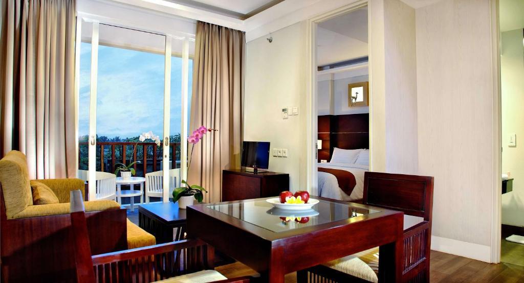 Aston Hotel&resort Resor